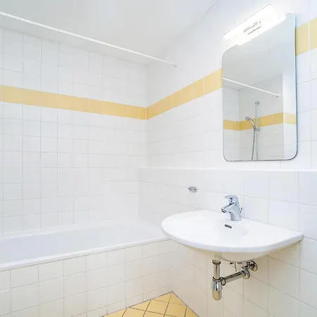 Karla Englise Apartment *